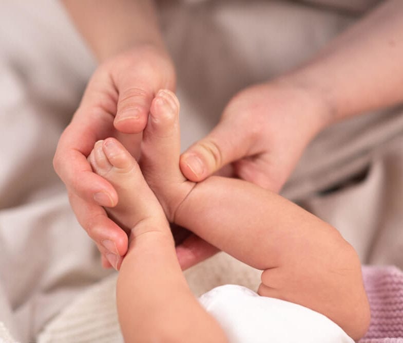 Eksperten guider: Bedste tips til babymassage